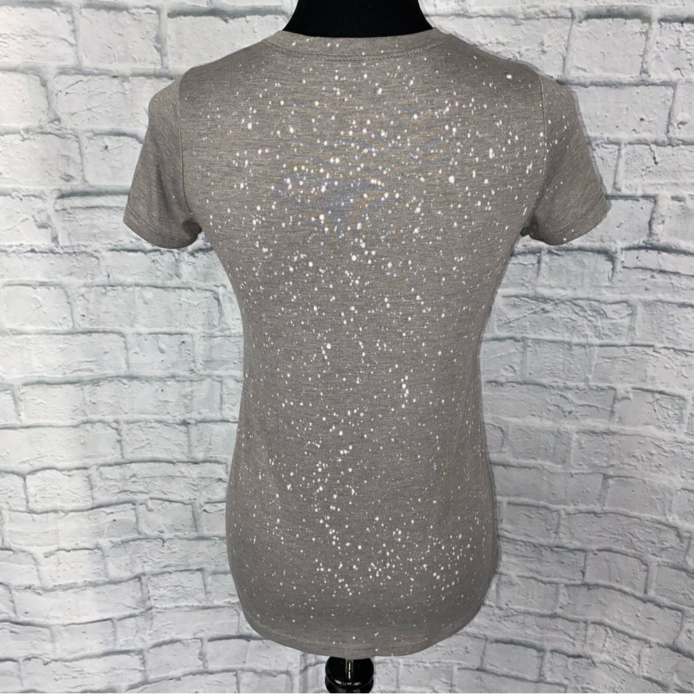 Women’s short sleeve Crewneck hi low tee w/saying coffee & chill women sz S - Picture 9 of 9